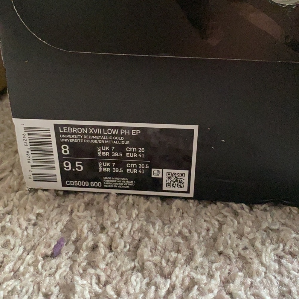Nike lebron 17 with heel characters. - Picture 5 of 6